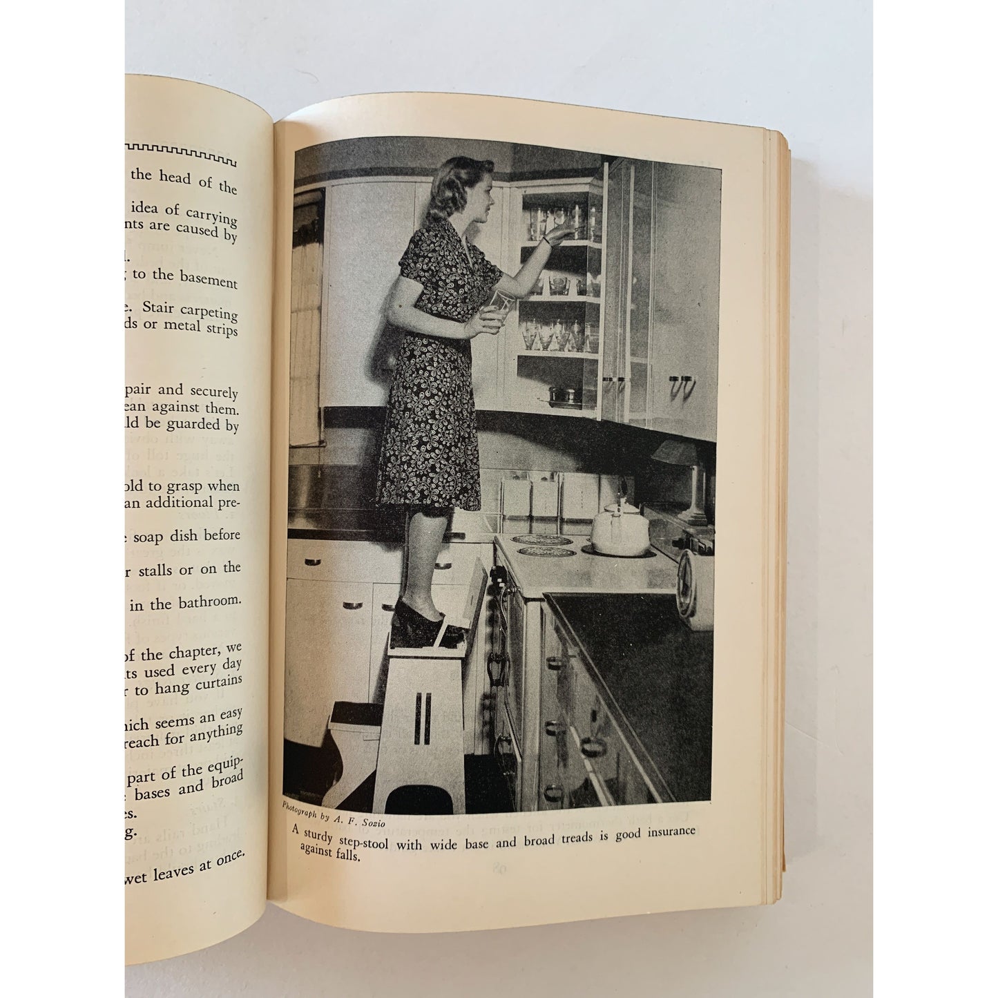 America's Housekeeping Book, 1949, Hardcover Mid Century Modern Homemaking Guide