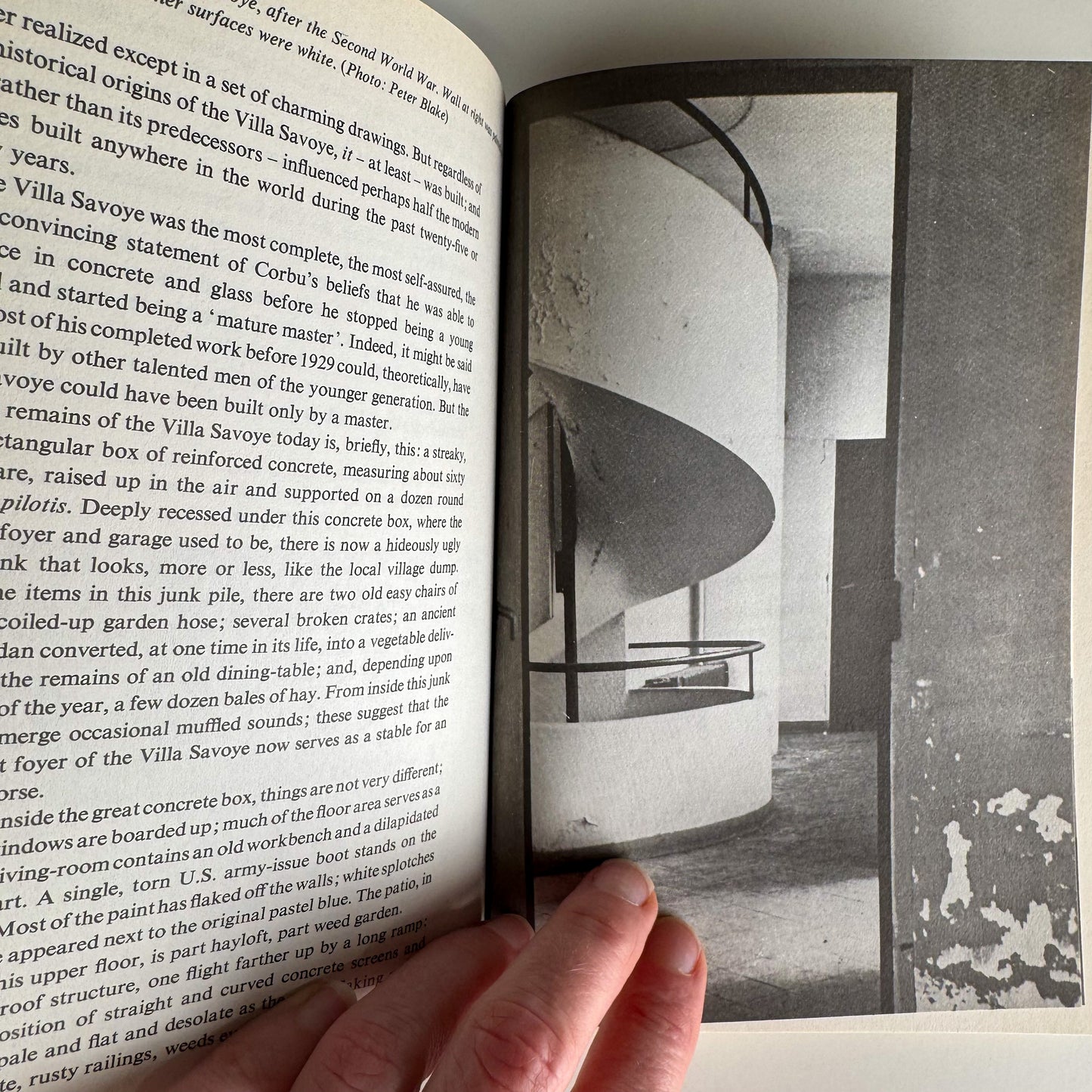 Le Corbusier: Architecture and Form, Peter Blake, Pelican Books, 1968 Paperback