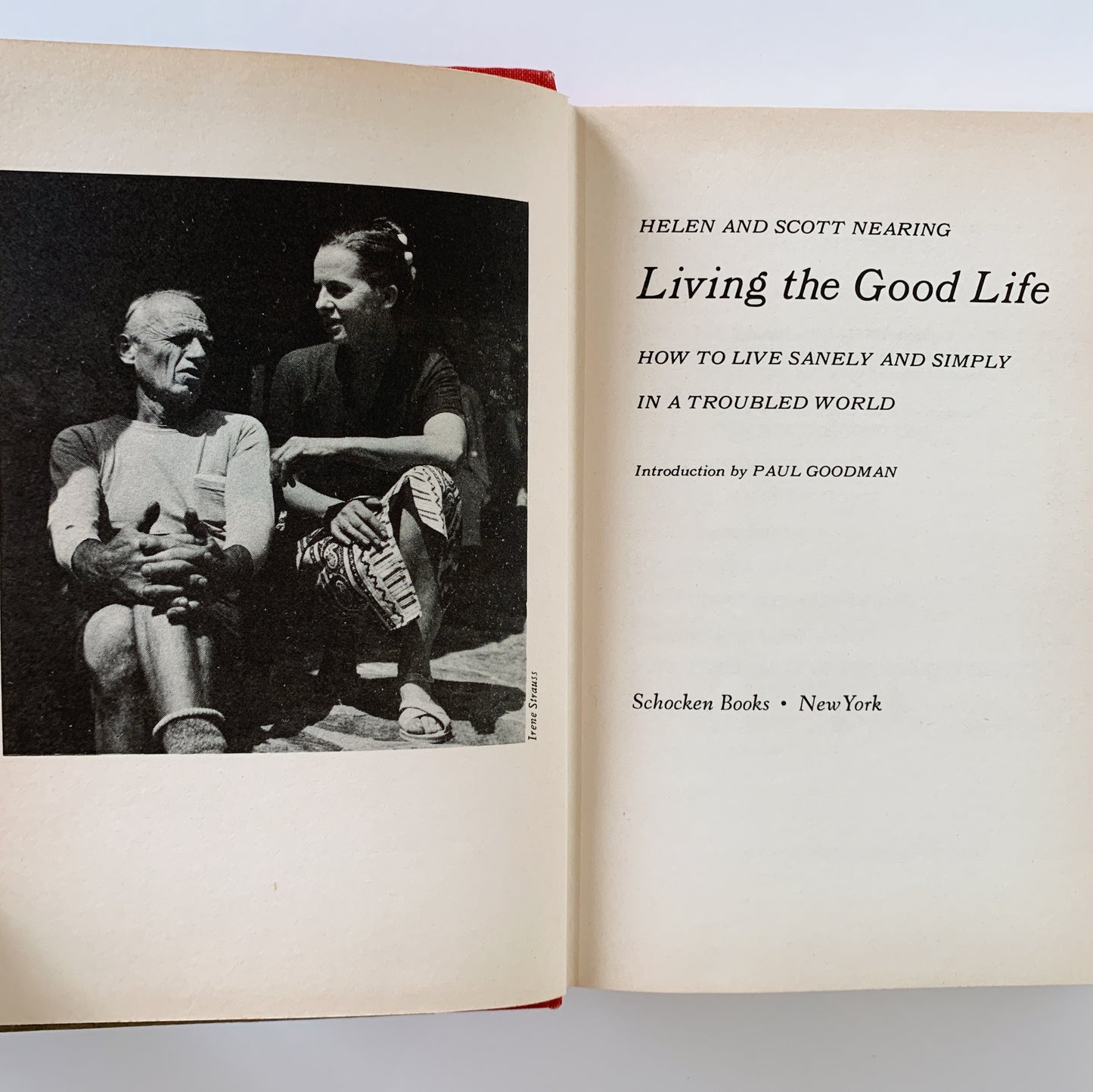 Living the Good Life, Helen and Scott Nearing, 1970 Hardcover with DJ