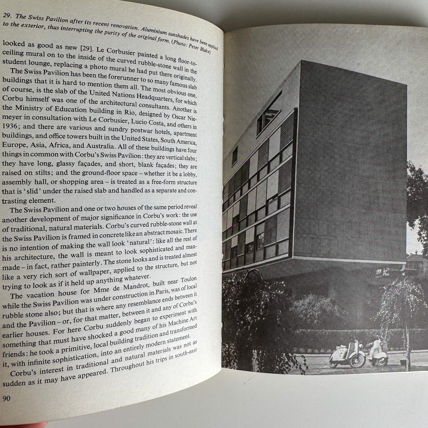 Le Corbusier: Architecture and Form, Peter Blake, Pelican Books, 1968 Paperback