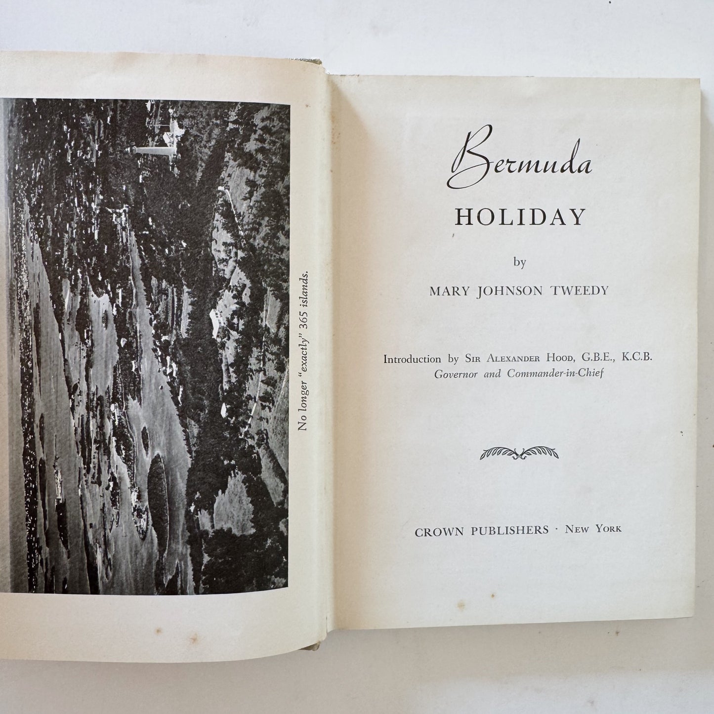 Bermuda Holiday, 1950 Vintage Travel Guide