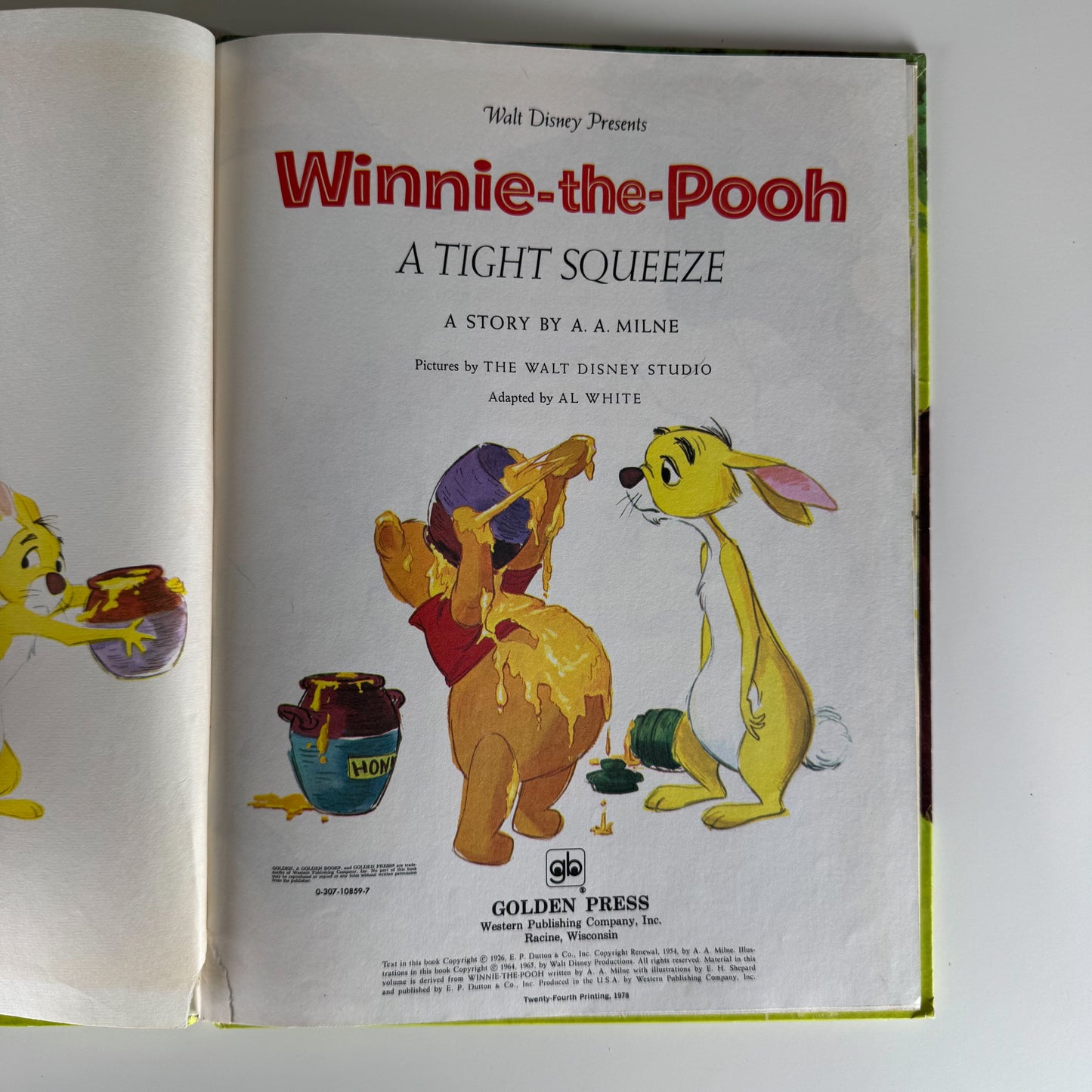 Winnie the Pooh: A Tight Squeeze, 1978 Picture Golden Press Oversized Book Hardcover