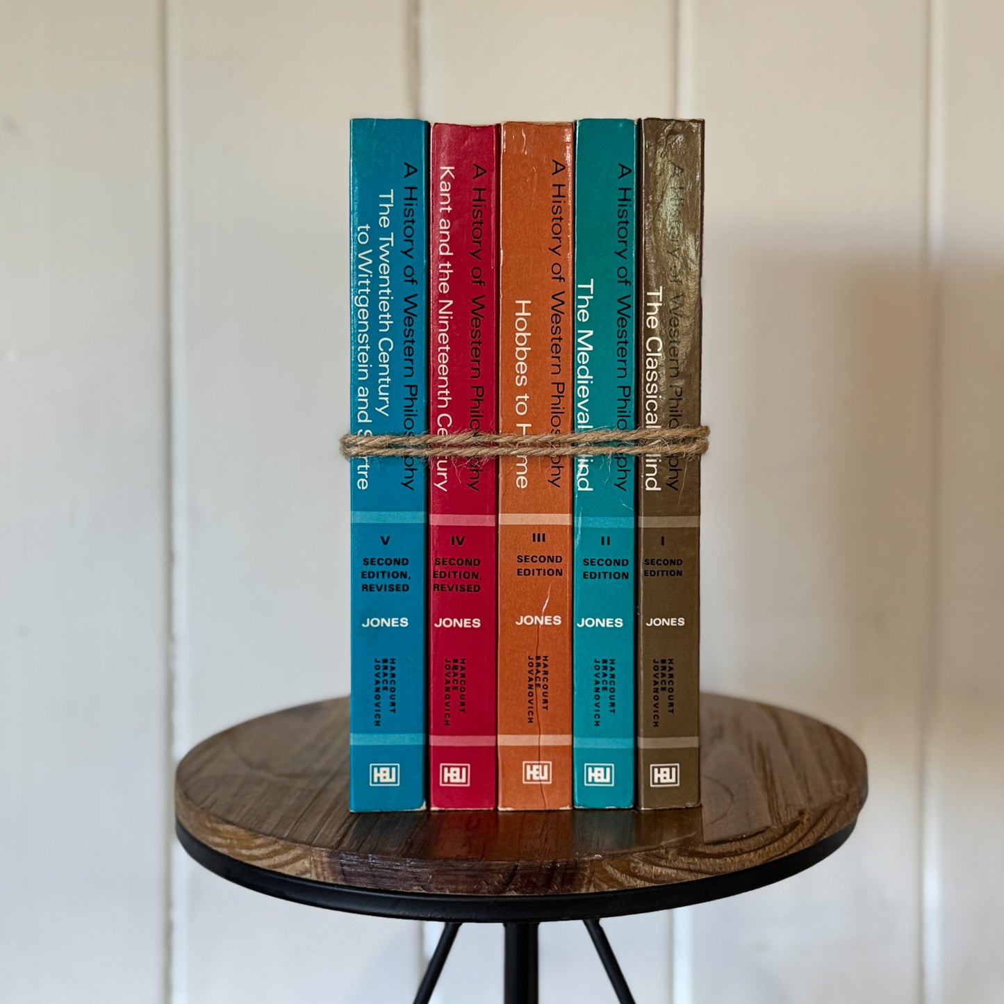 A History of Western Philosophy, 5 Volume Set by W. T. Jones, Second Edition, Revised, Vintage Scholarly Paperback Collection