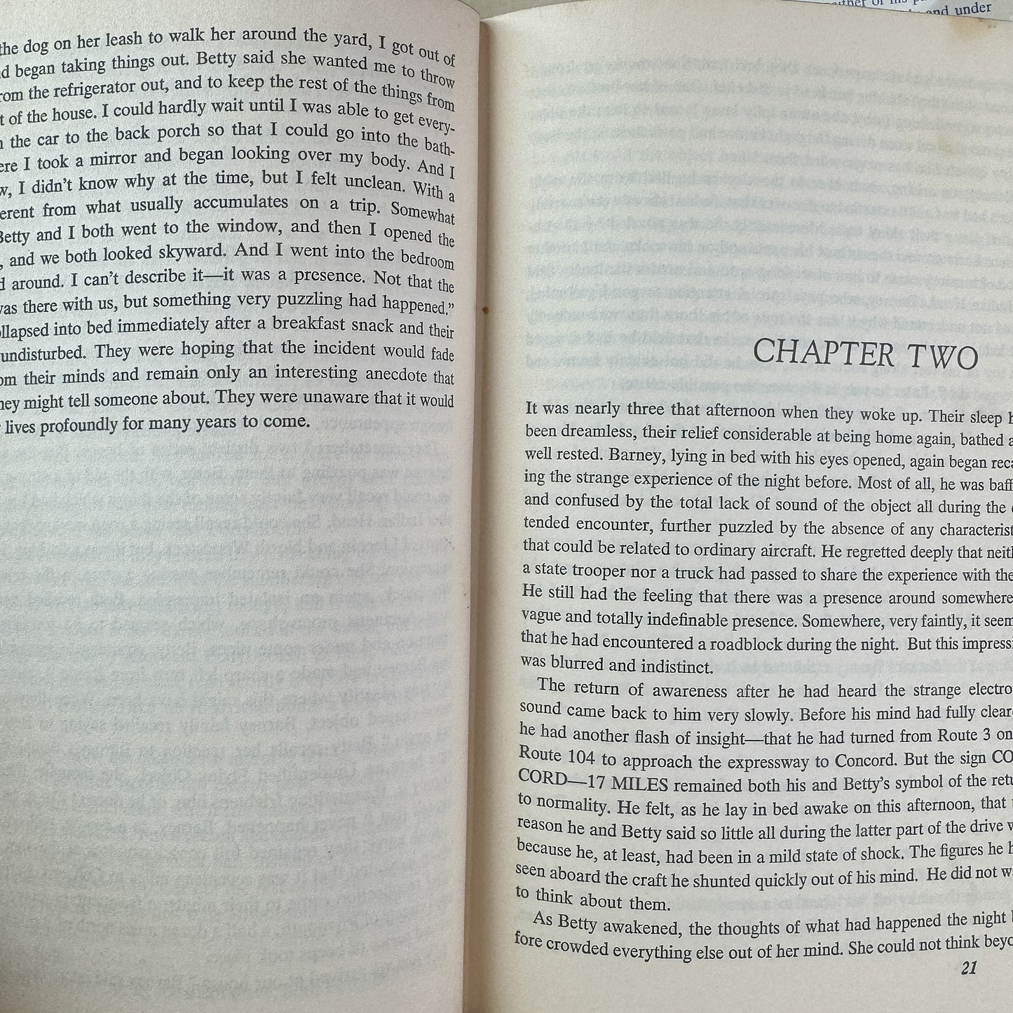 The Interrupted Journey: Two Lost Hours Aboard a Flying Saucer, John G. Fuller, 1966, The Dial Press