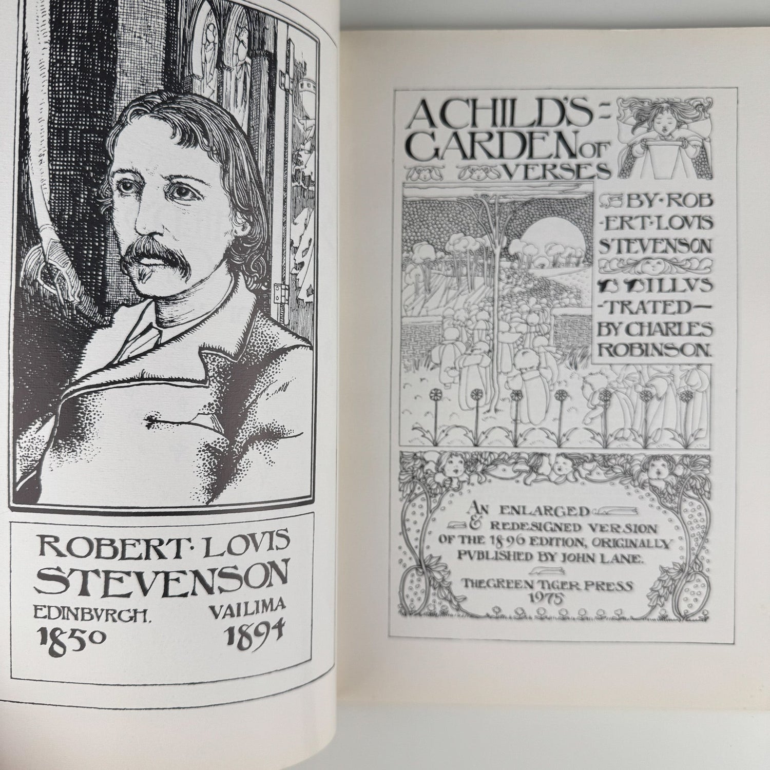 A Child's Garden of Verses, 1975, Green Tiger Press, Softcover - Pretty Old Books