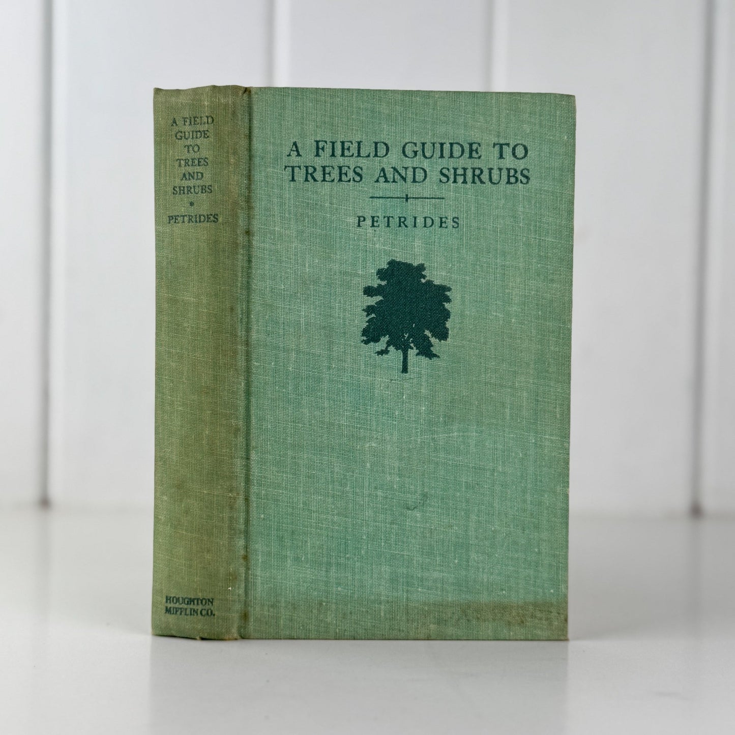 A Field Guide to Trees and Shrubs, Roger Tory Peterson 1958 Hardcover First Edition - Pretty Old Books