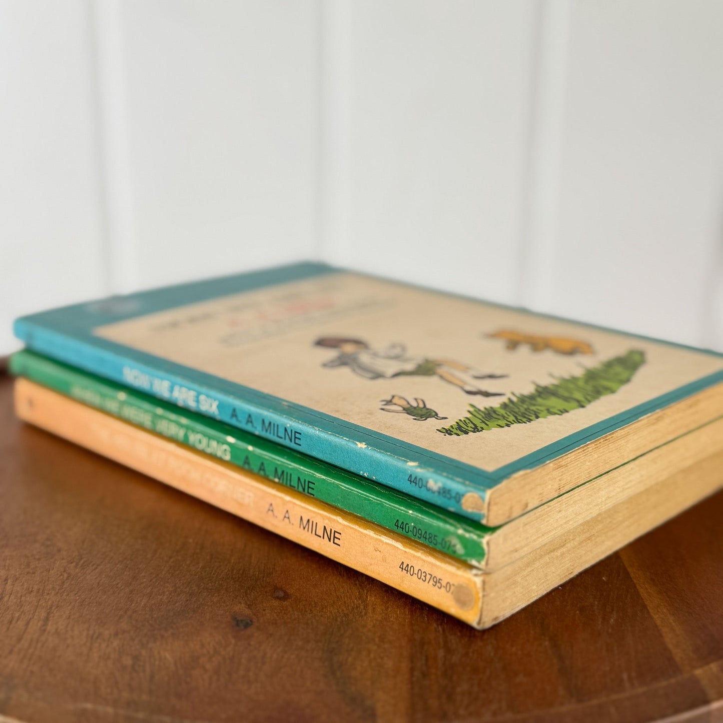 A.A. Milne Set, When We Were Very Young, House at Pooh Corner, Now We Are Six, 1970 - Pretty Old Books