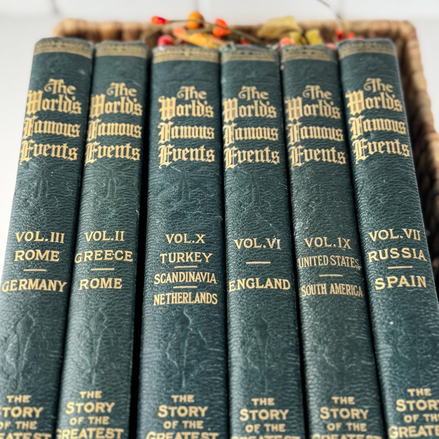 Antique Green Book Set, The Story of the Greatest Nations and The World's Famous Events, 1919 - Pretty Old Books