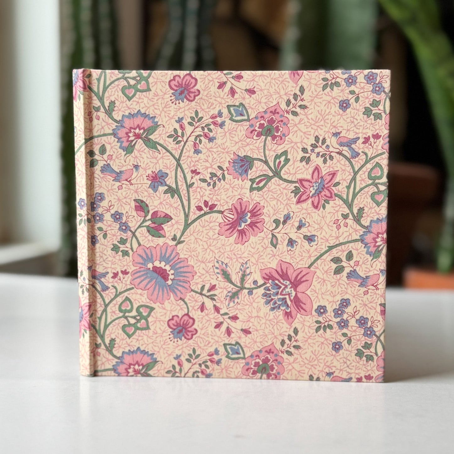 Avon French Aster Birthday Book, 1985 Perpetual Calendar, Botanical Art - Pretty Old Books