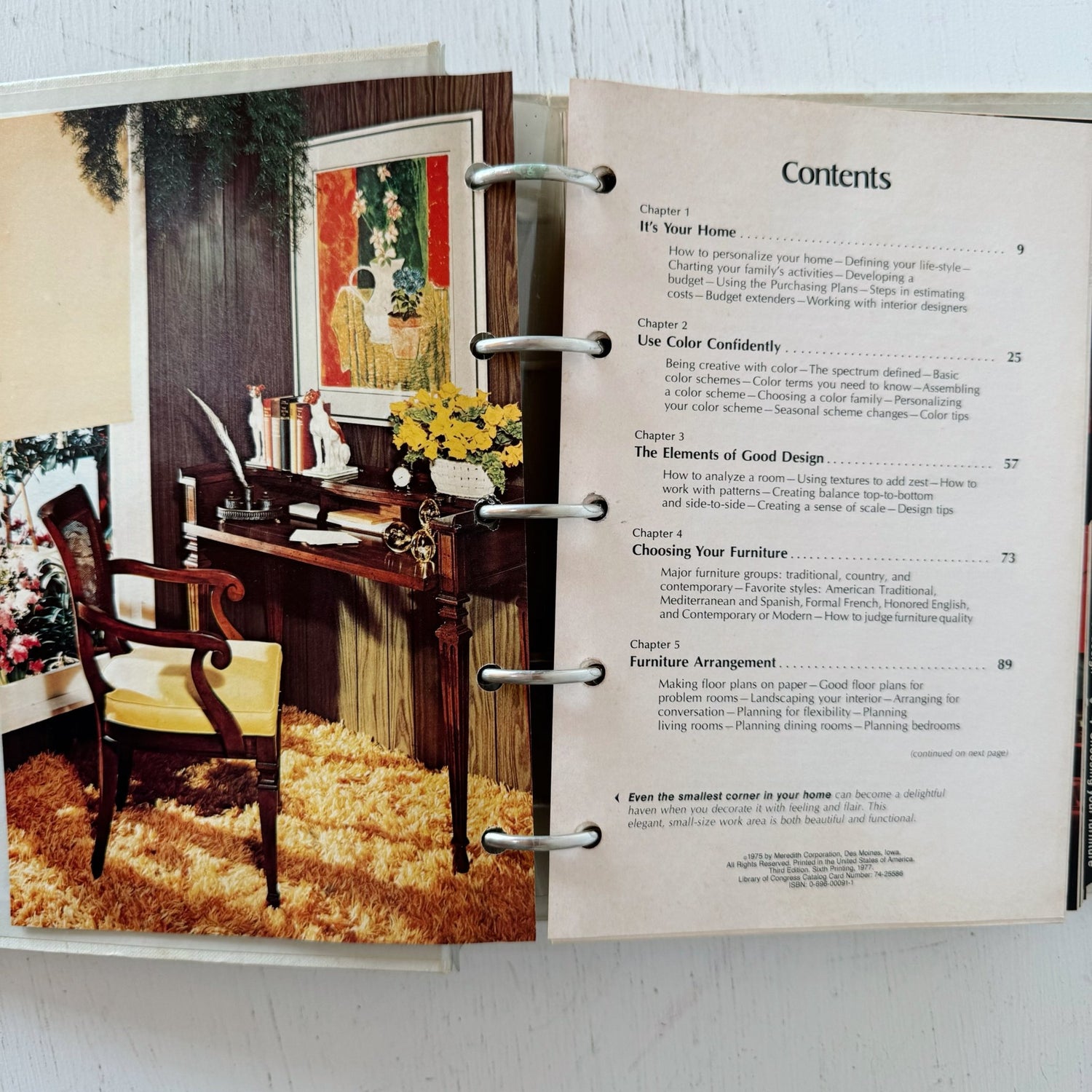 Better Homes and Gardens Decorating Book - Binder Format - 1975 - Pretty Old Books