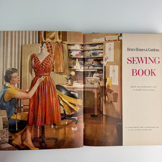 Better Homes and Gardens Sewing Book 1961 Hardcover - Pretty Old Books