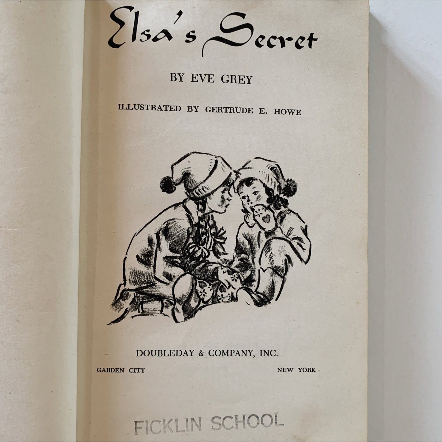 Elsa's Secret, Eve Grey, 1948, First Edition, Children's Fiction - Pretty Old Books