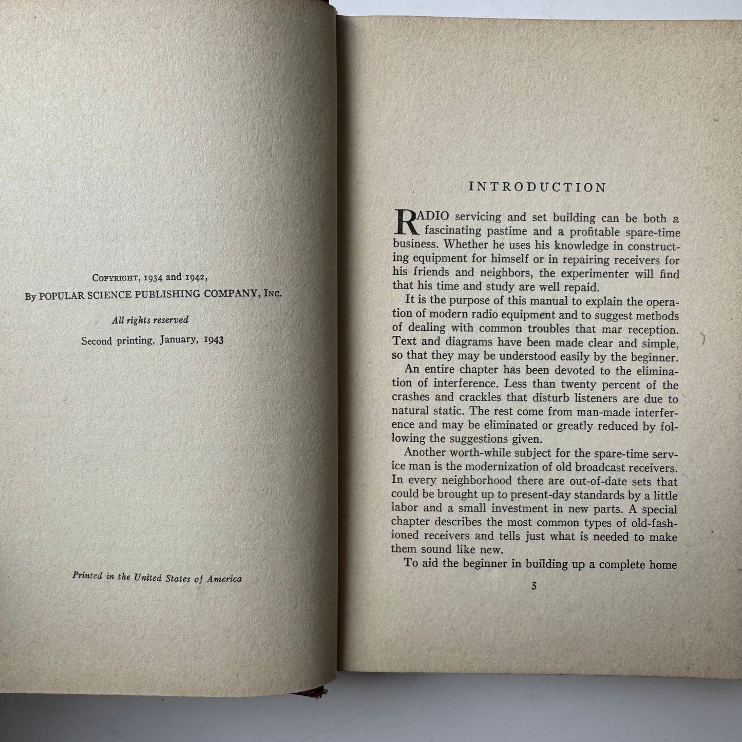 Everybody's Radio Manual - How to Build and Repair Radio Receivers, 1943 - Pretty Old Books