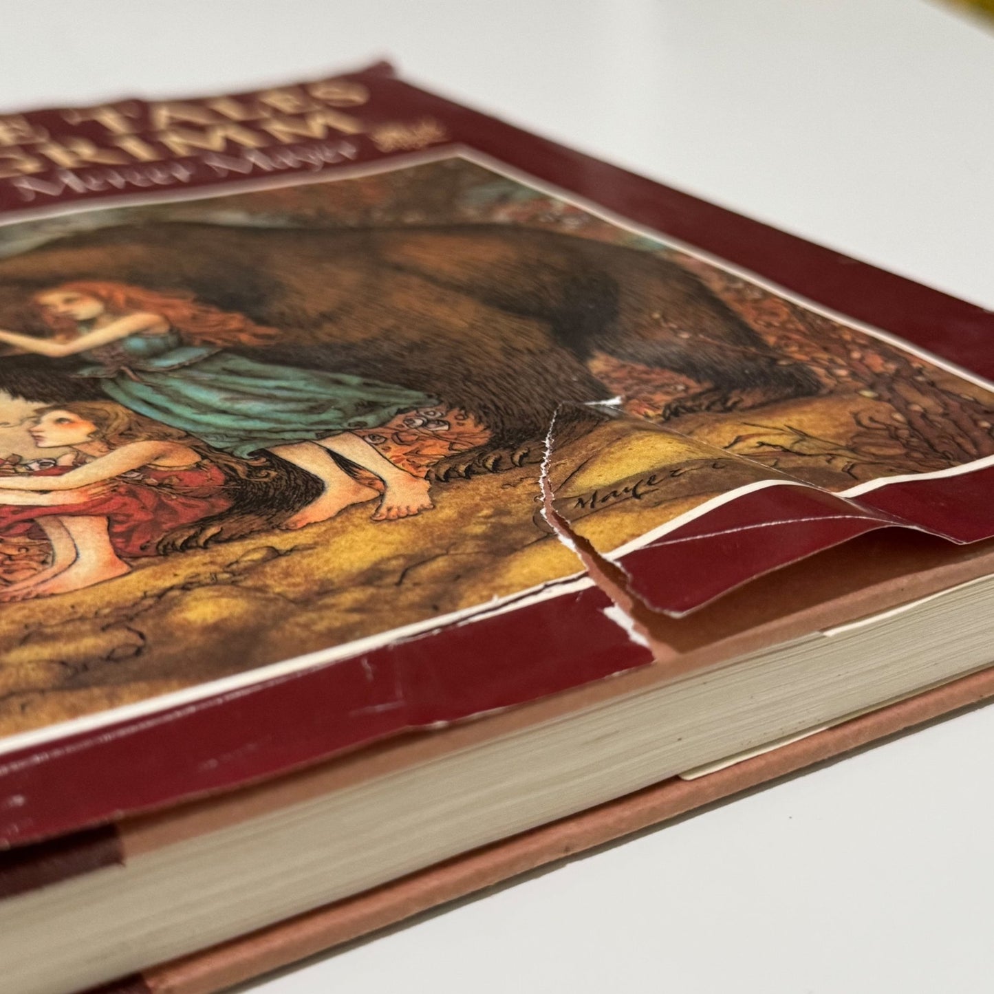 Favorite Tales From Grimm, Illustrated by Mercer Mayer, 1982 First Edition - Pretty Old Books