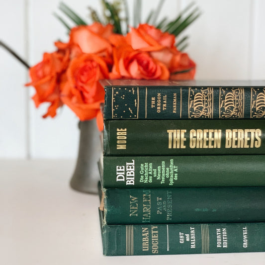 Vintage Dark Green Vintage Book Set for Shelf Styling, Dark Hunter Green Book Bundle
