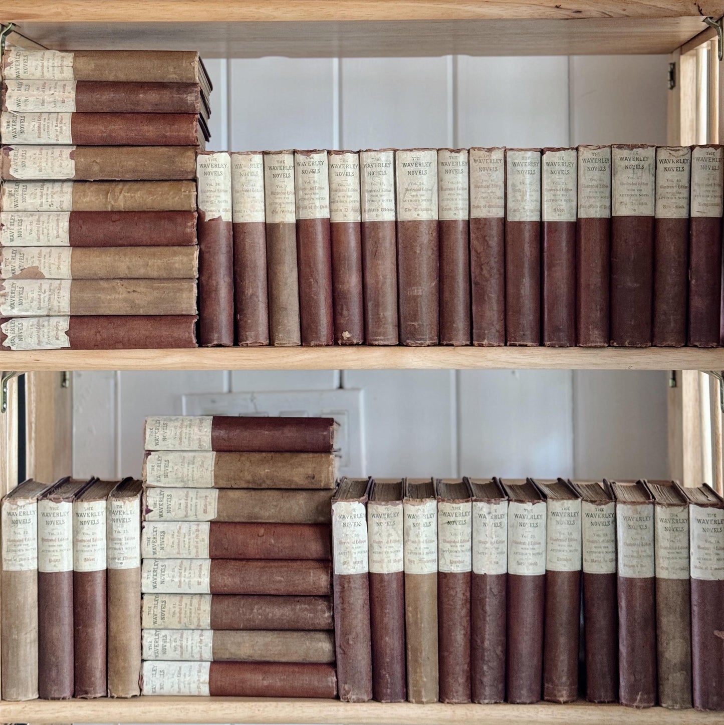The Waverley Novels, Sir Walter Scott, Antique Shabby Books for Decor