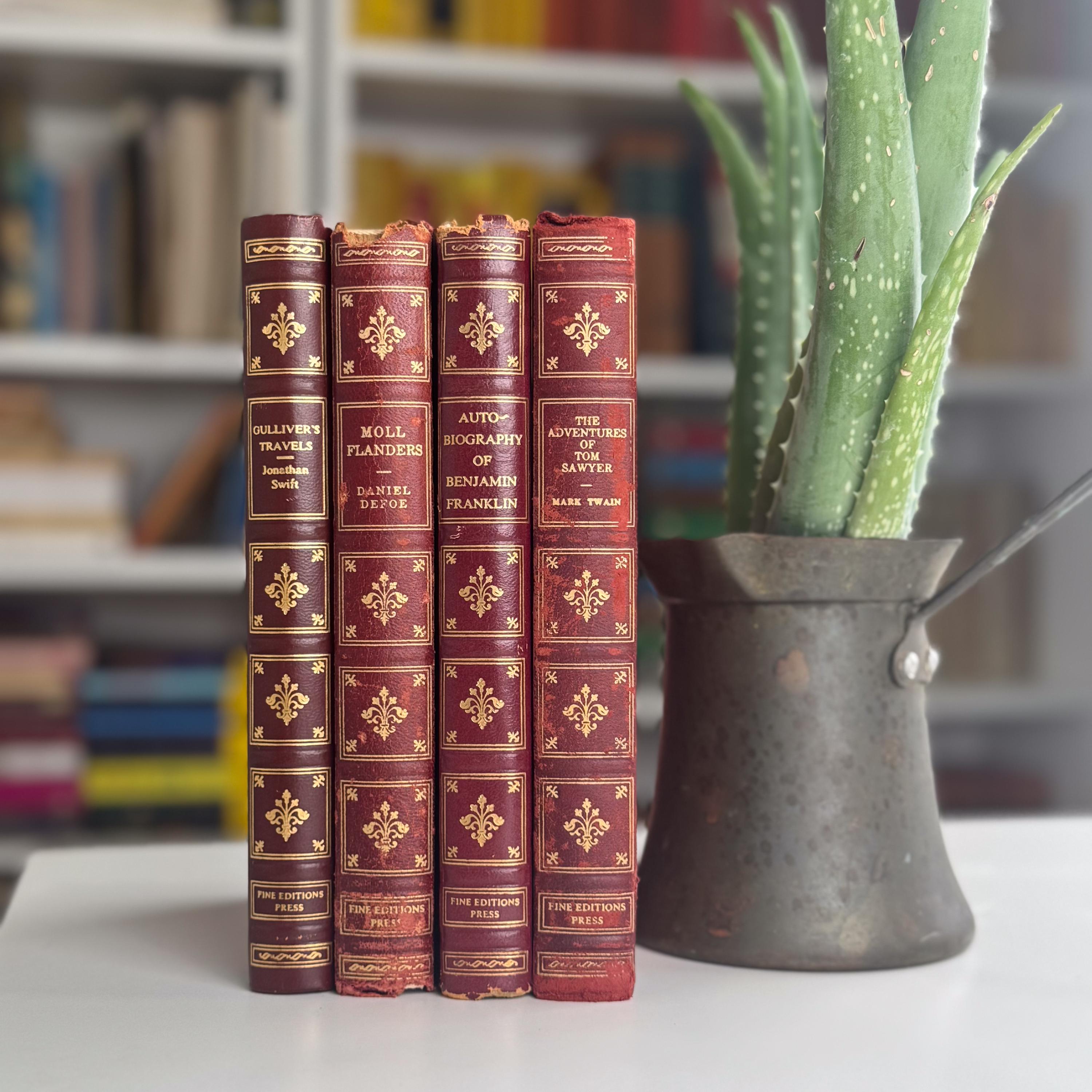 Vintage Mid Century Red & Gold Fine Editions Set – 4