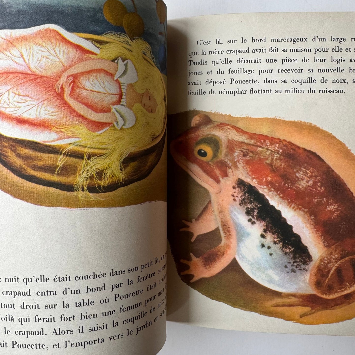 Poucette, Conte D'Andersen, A Little Golden Book, 1953 French Edition - Pretty Old Books