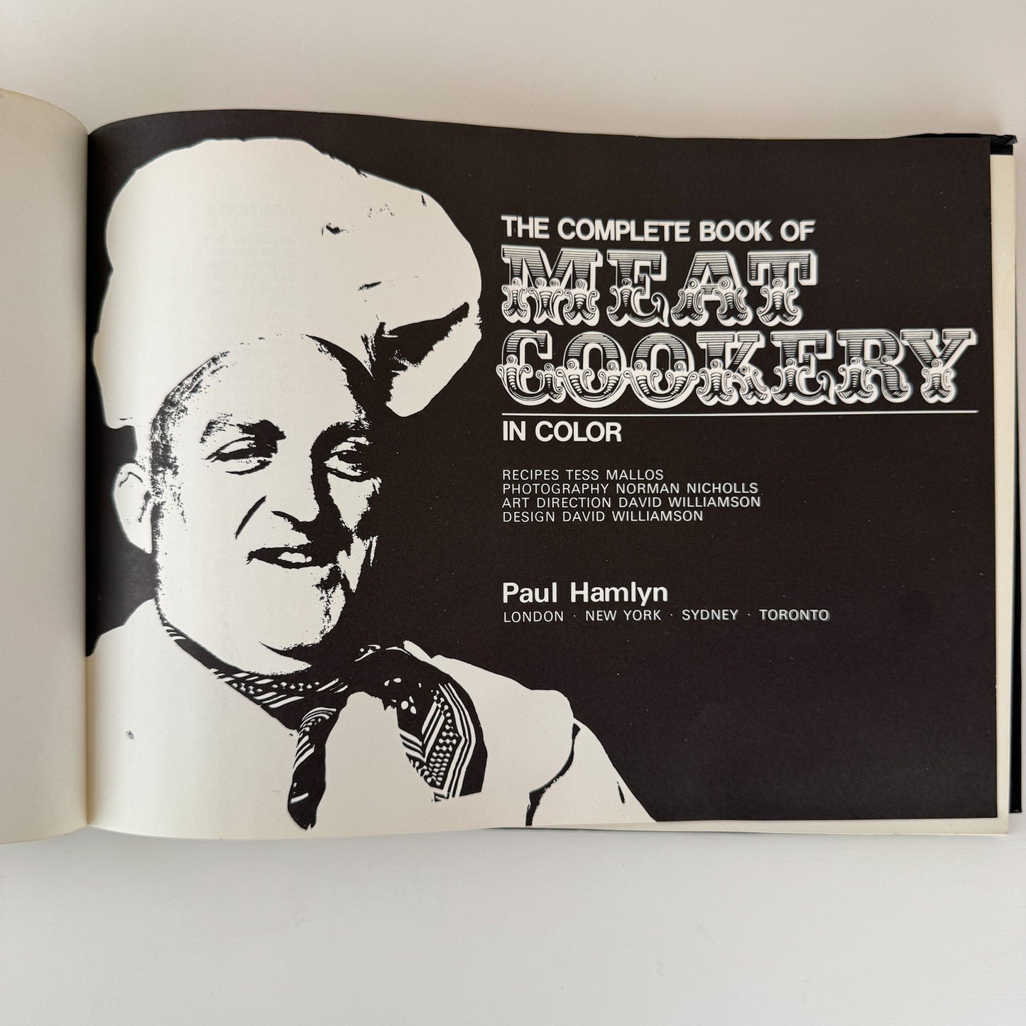 The Complete Book of Meat Cookery in Color, 1971, Illustrations - Pretty Old Books