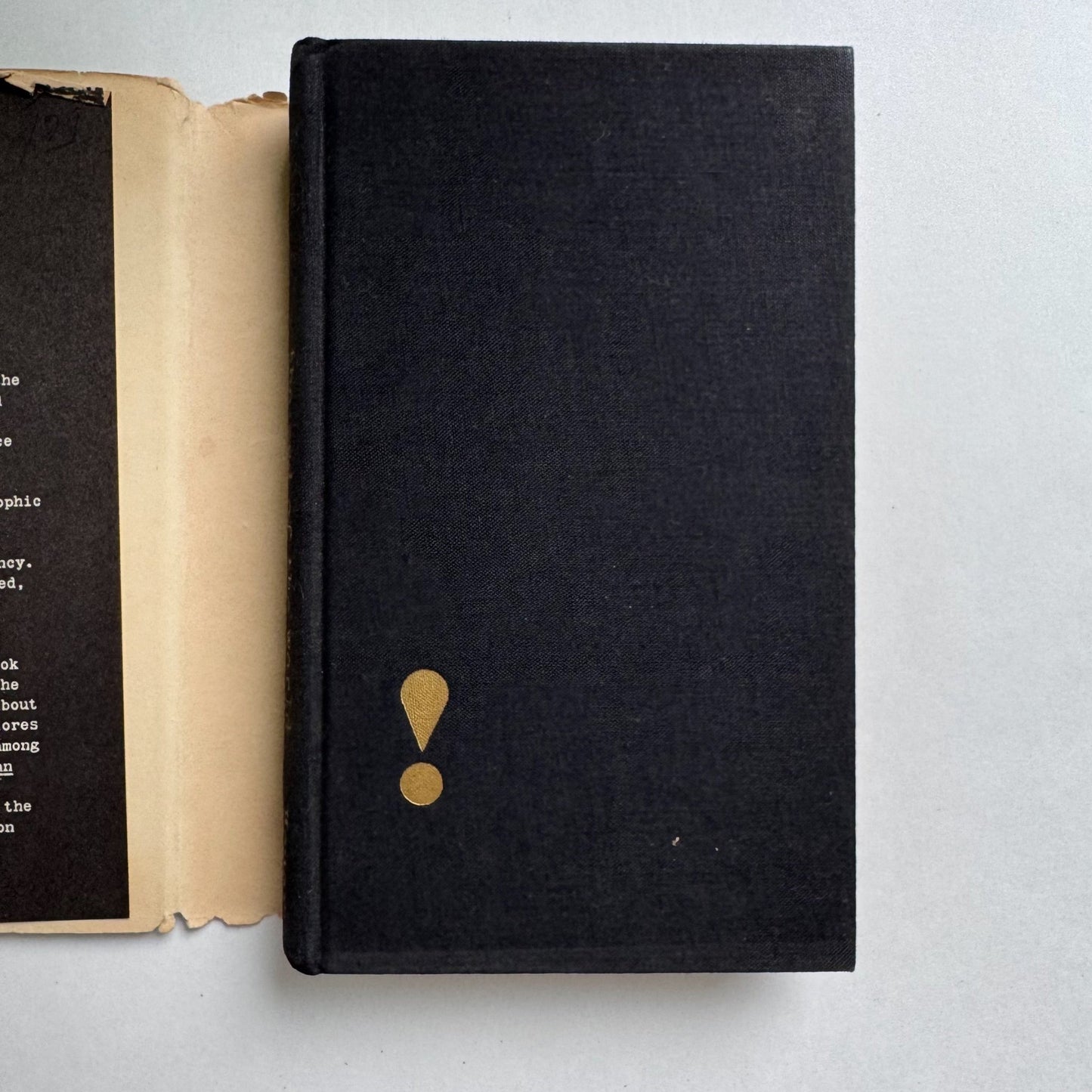 The End of the World: A Scientific Inquiry, Kenneth Heuer, 1953 Hardcover - Pretty Old Books