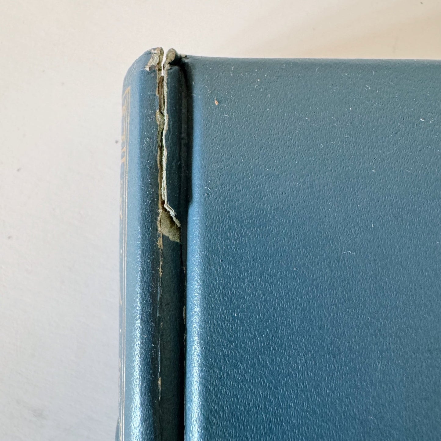 The World of the Impressionists, Classics Edition, 1969 Hardcover - Pretty Old Books