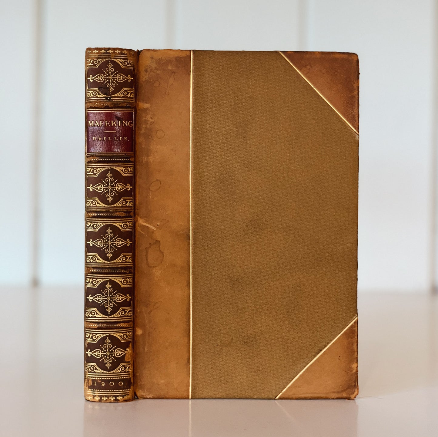 Mafeking: A Diary of the Siege, Major F D Baillie, Illustrated, 1900, Leather Bound