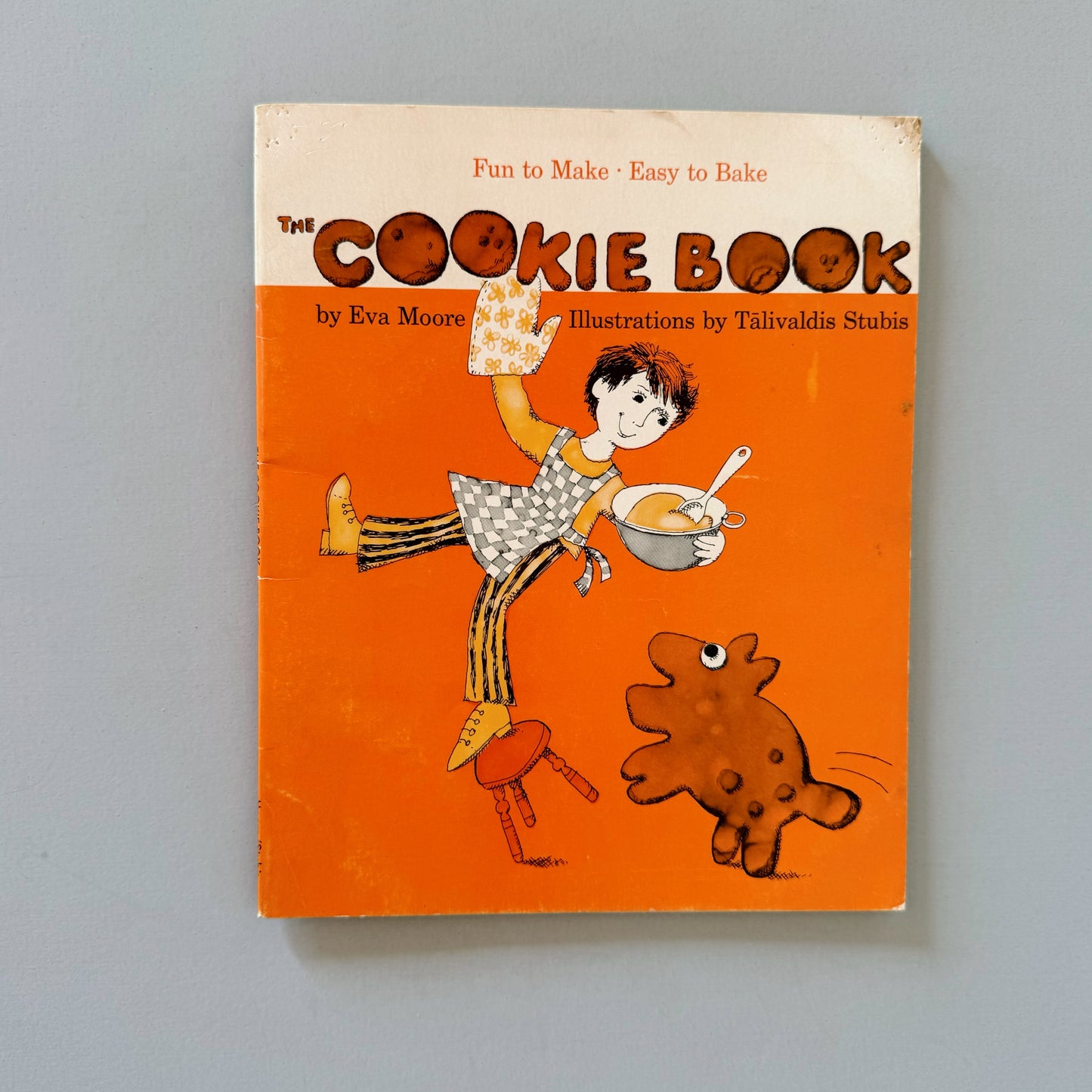 Vintage Scholastic Paperback Kids' 1970s Cookbook Bundle