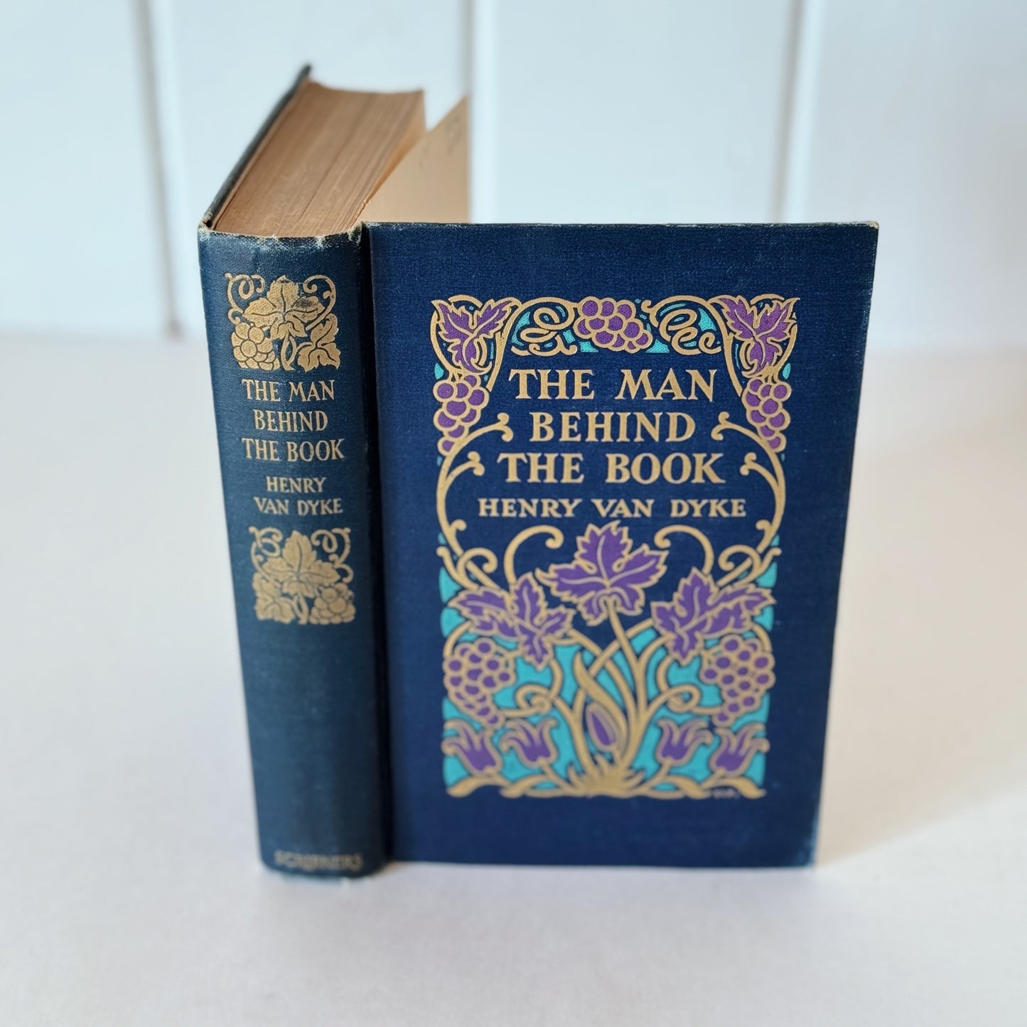 The Man Behind the Book, 1929, Selected by Henry Van Dyke, Ornate Blue Hardcover