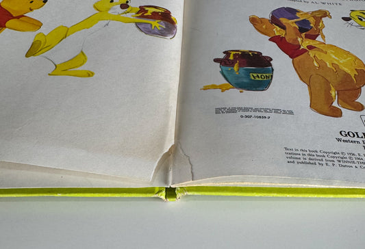 Winnie the Pooh: A Tight Squeeze, 1978 Picture Golden Press Oversized Book Hardcover