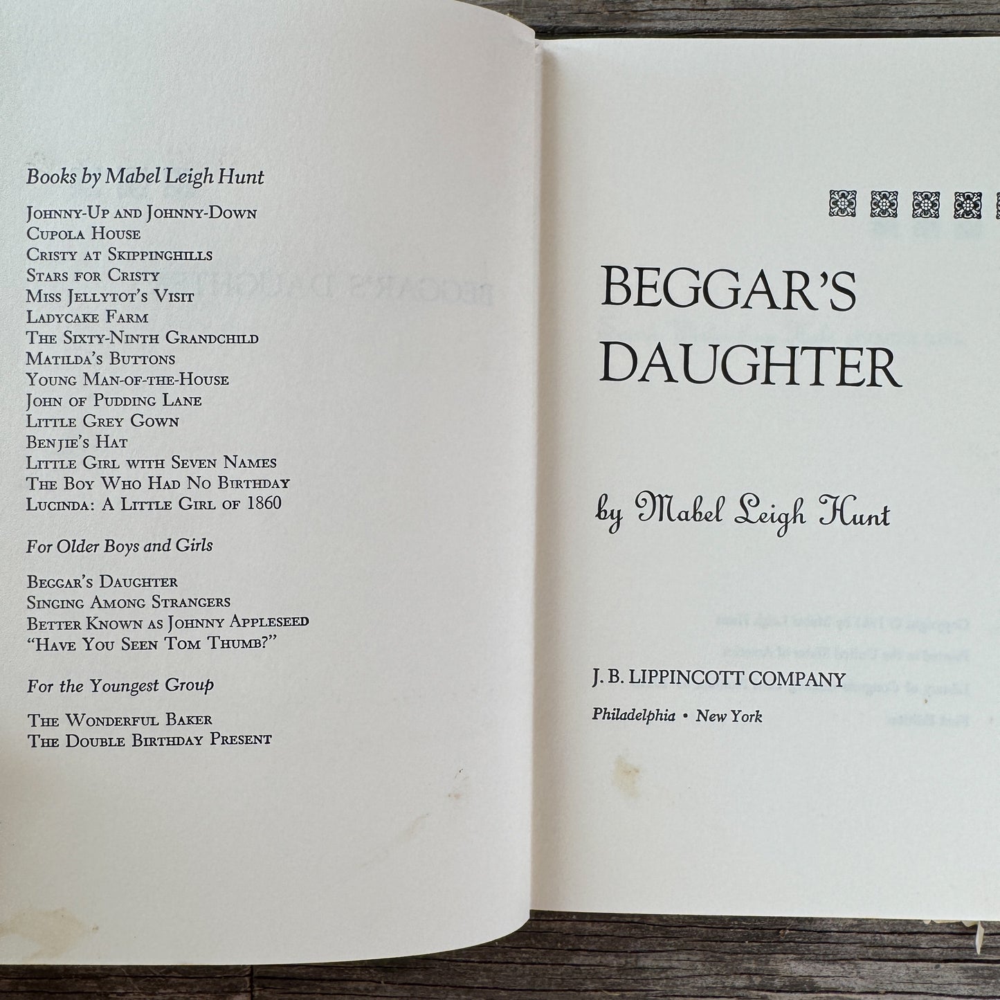 Beggar's Daughter, Mabel Leigh Hunt, 1963, First Edition