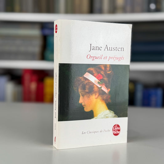 Pride and Prejudice, Jane Austen, Les Classiques de Poche, French Language Paperback 2011
