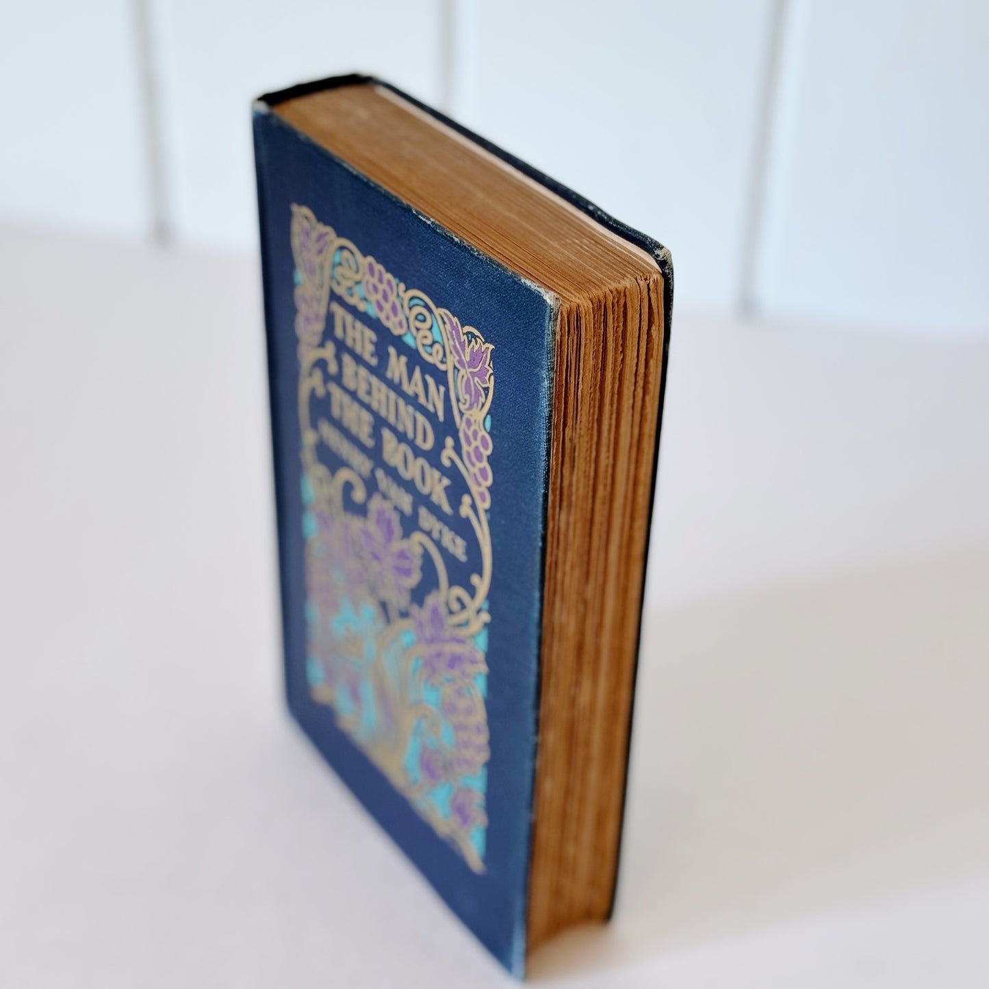 The Man Behind the Book, 1929, Selected by Henry Van Dyke, Ornate Blue Hardcover