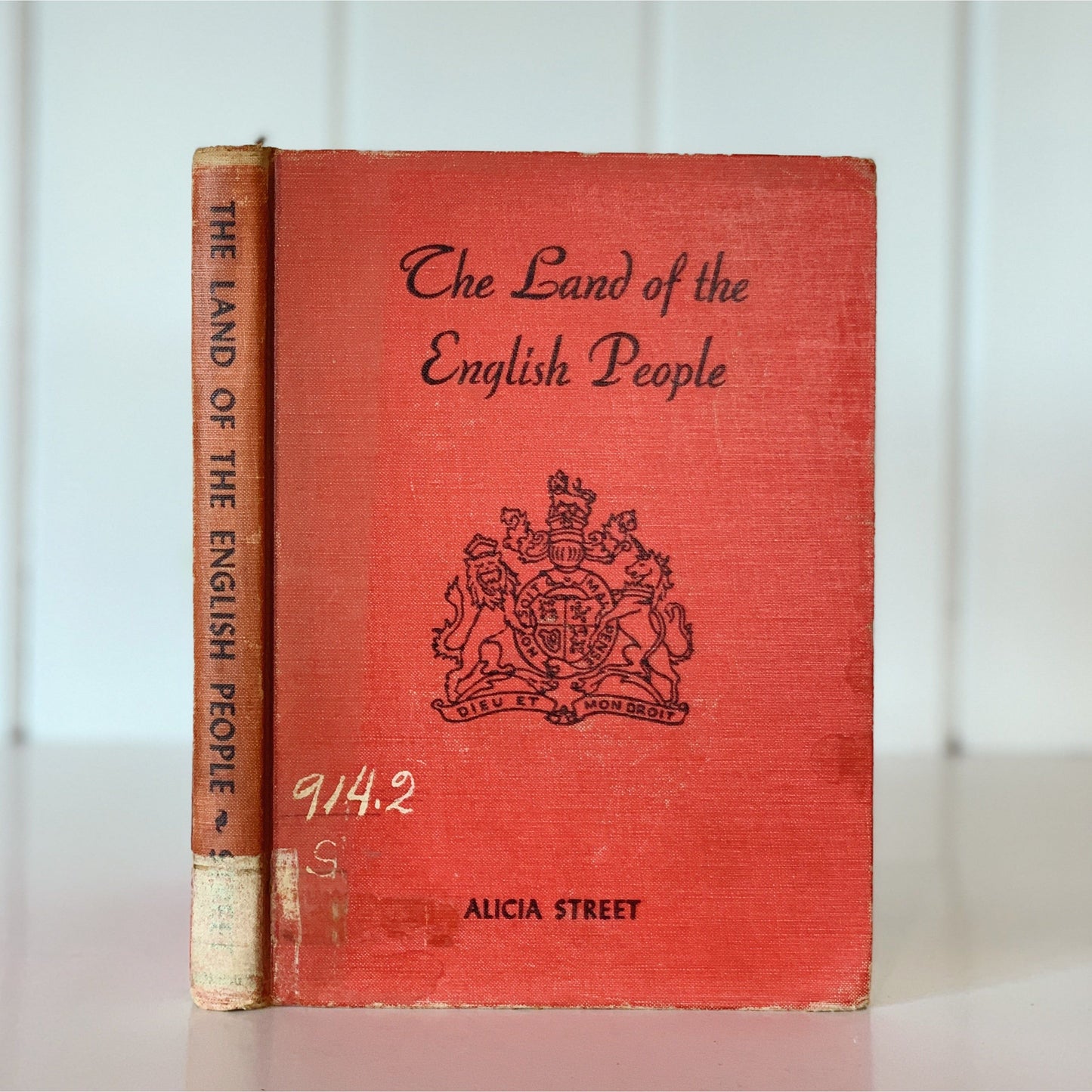 The Land of the English People, Alicia Street, 1963