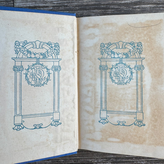 Pot-Pourri from a Surrey Garden, Mrs. C. W. Earle, Decorative Blue Hardcover