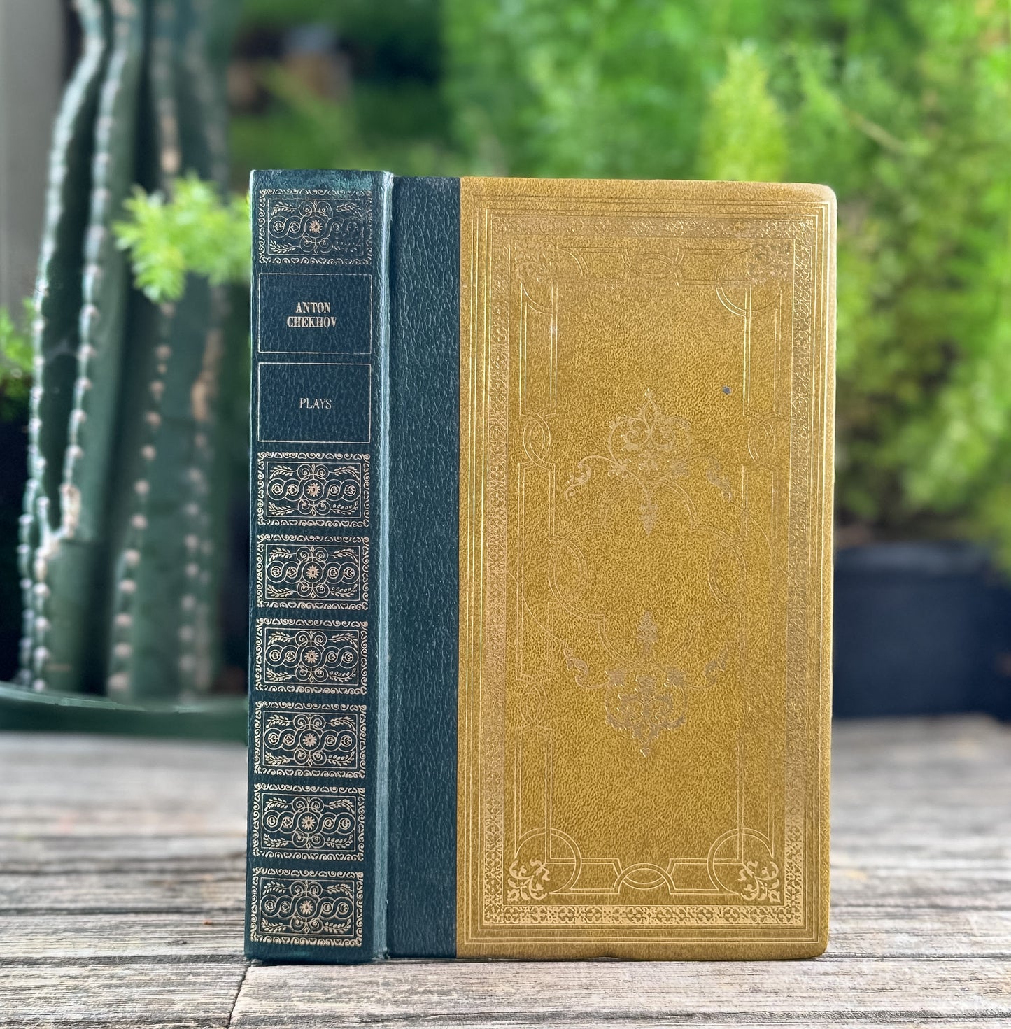 Chekhov Plays, Anton Chekhov, 1969 — Heron Books Edition