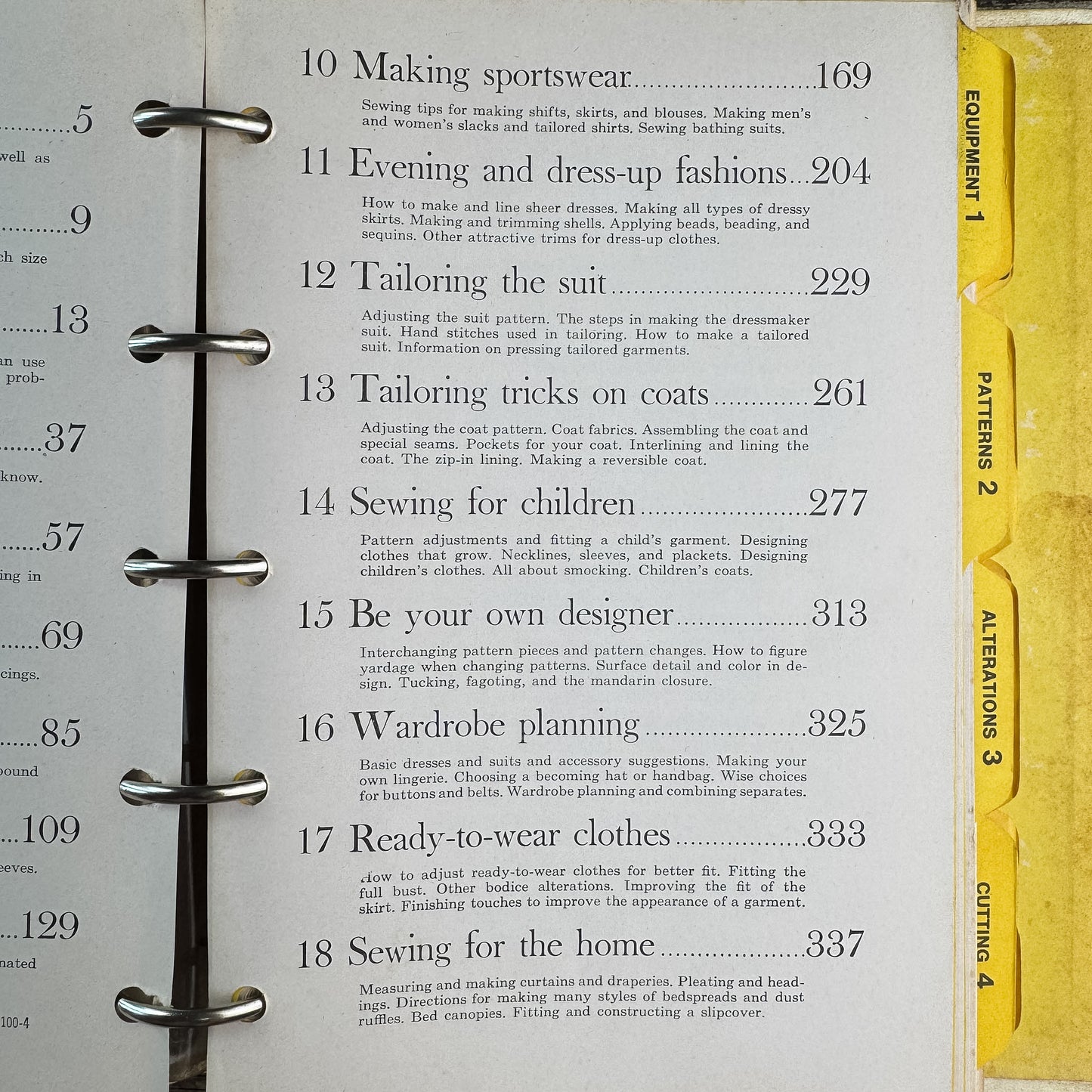 The Better Homes and Gardens Sewing Book, Better Homes and Gardens, 1970 — Ring Binder Edition