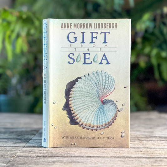 Gift from the Sea, Anne Morrow Lindbergh, 1975 Pantheon Edition