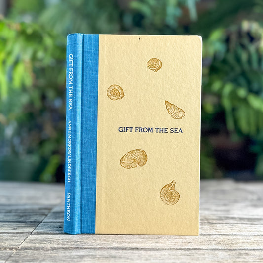 Gift from the Sea, Anne Morrow Lindbergh, 1975 Pantheon Edition