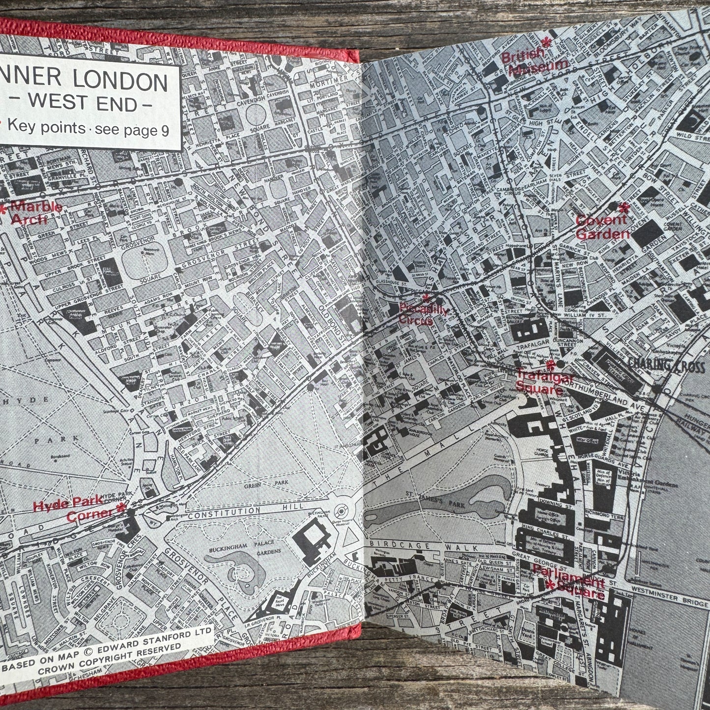 The Observer's Book of London, Geoffrey Palmer and Noel Lloyd, 1973