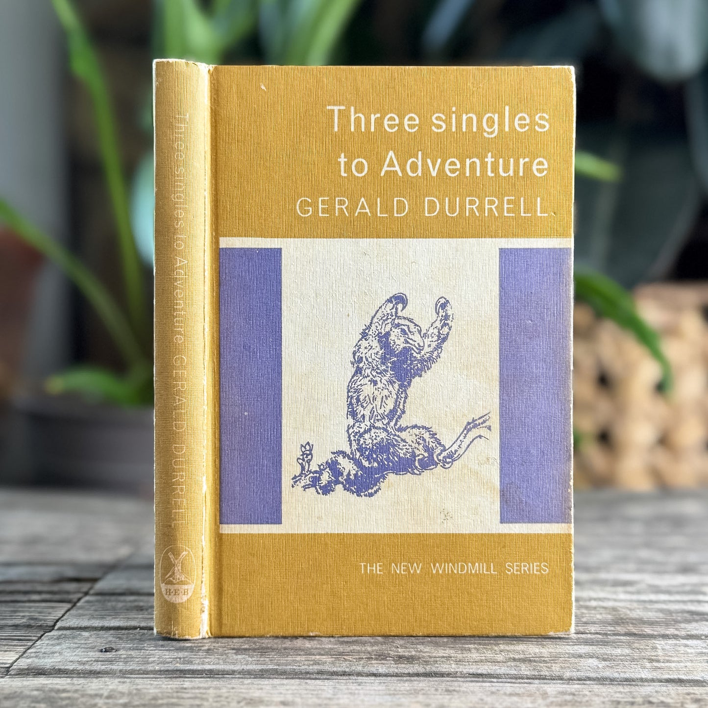 Three Singles to Adventure, Gerald Durrell, 1969