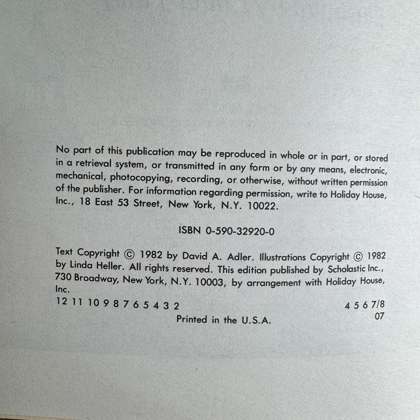 A Picture Book of Hanukkah, David A. Adler, 1982 - Pretty Old Books