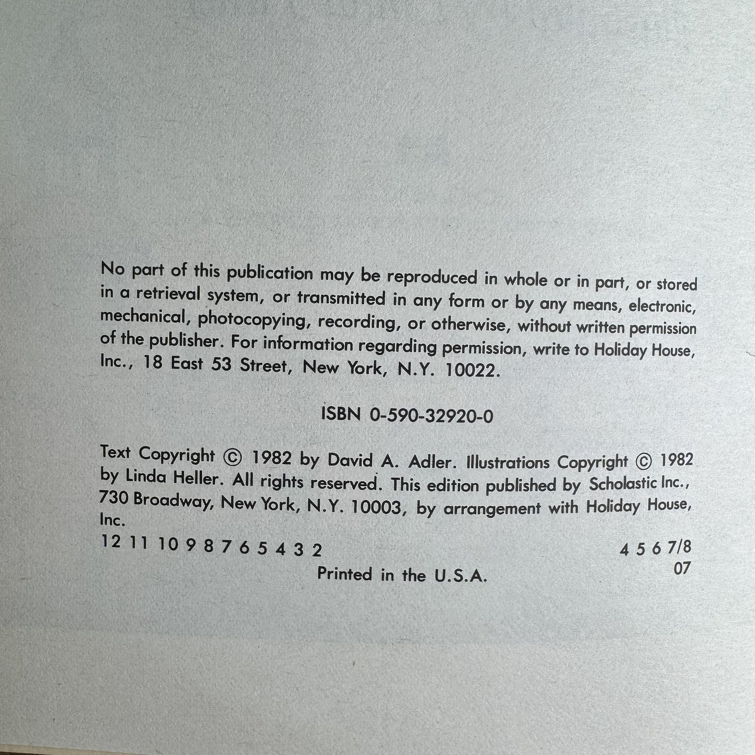 A Picture Book of Hanukkah, David A. Adler, 1982 - Pretty Old Books