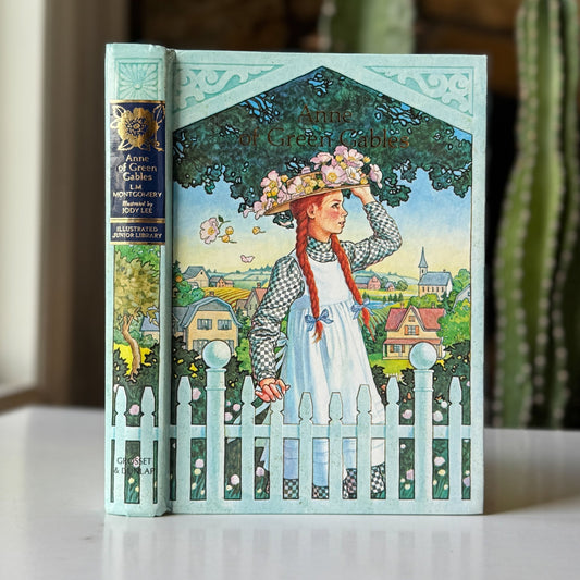 Anne of Green Gables, Illustrated Junior Library, 2000 - Pretty Old Books