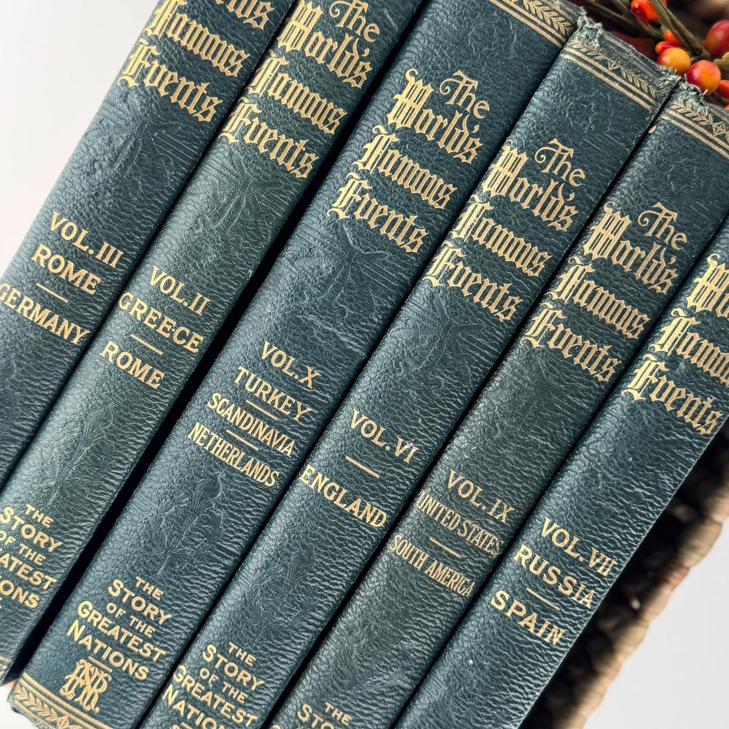 Antique Green Book Set, The Story of the Greatest Nations and The World's Famous Events, 1919 - Pretty Old Books