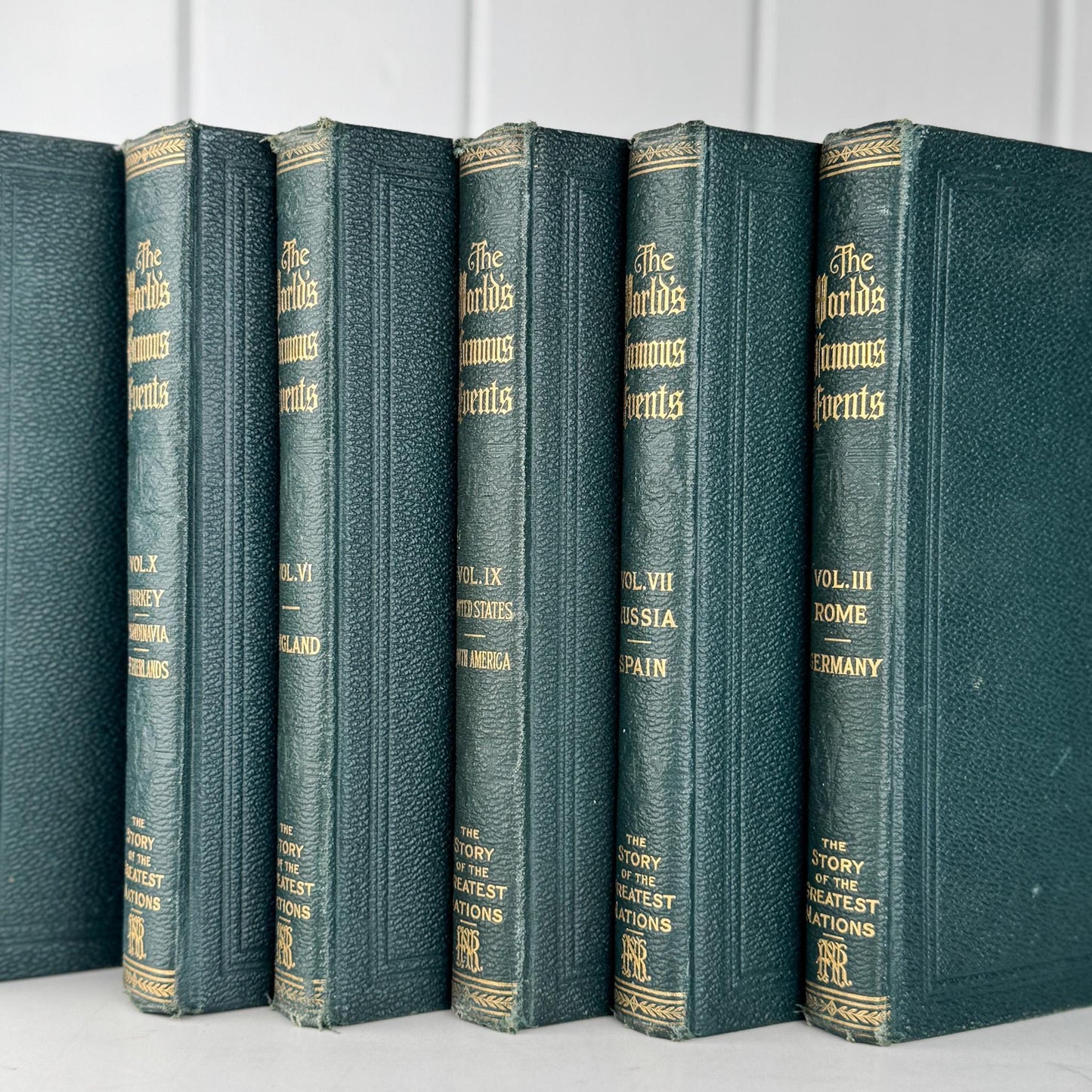 Antique Green Book Set, The Story of the Greatest Nations and The World's Famous Events, 1919 - Pretty Old Books