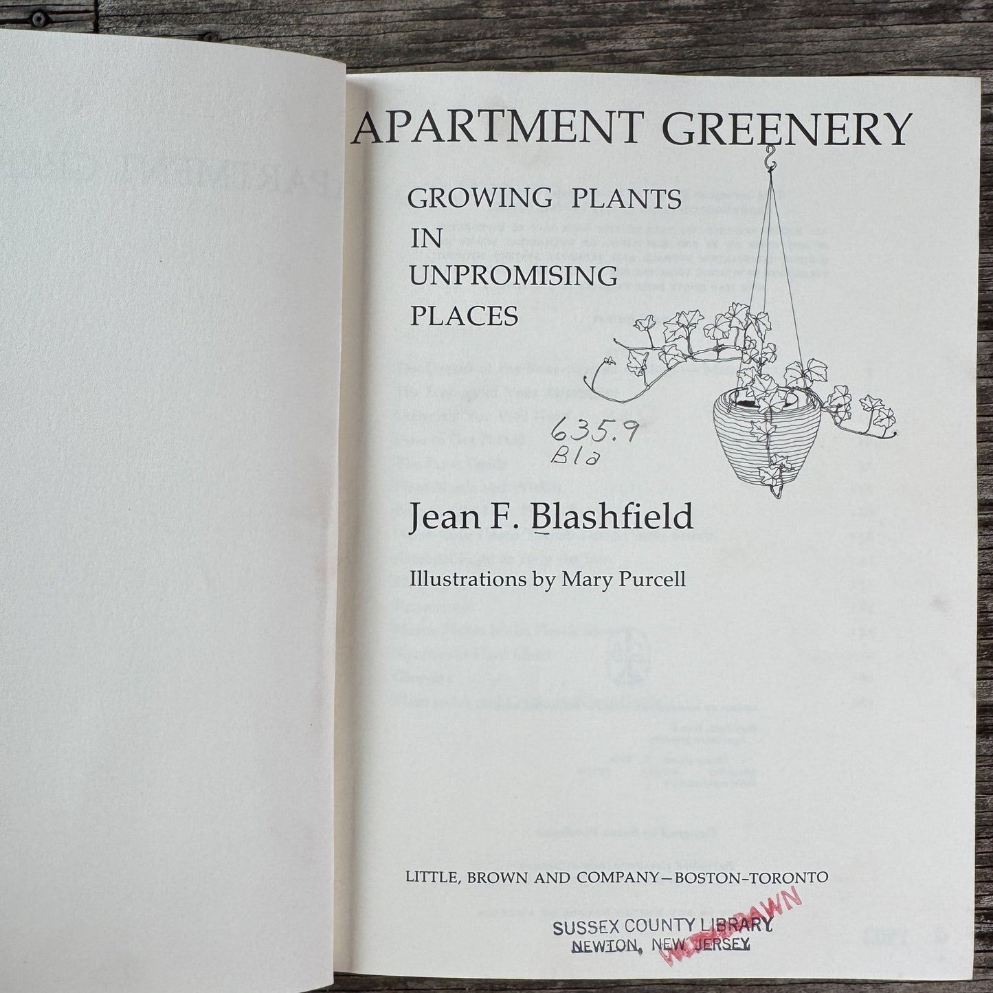 Apartment Greenery, Jean F. Blashfield, 1975 - Pretty Old Books