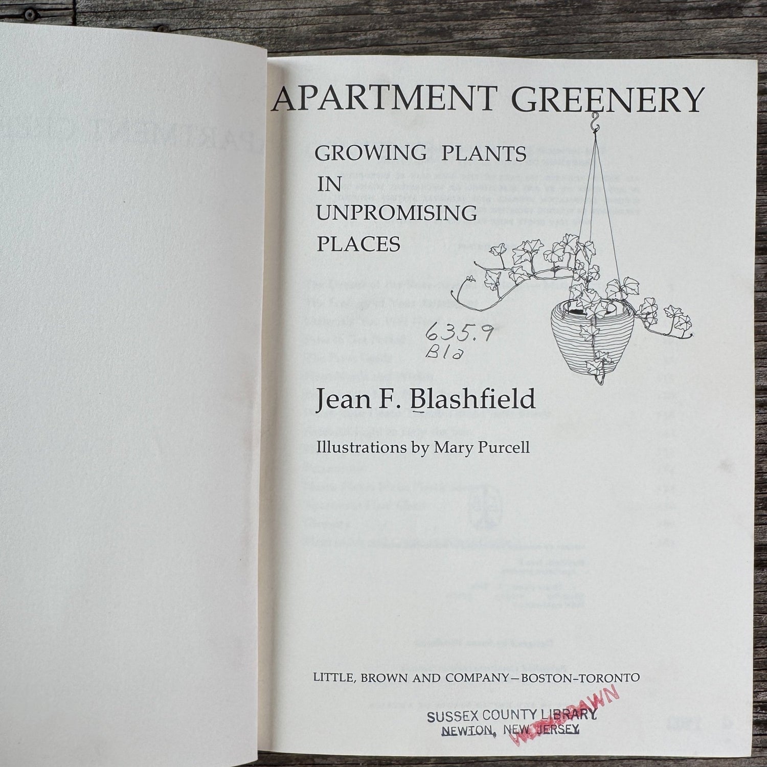 Apartment Greenery, Jean F. Blashfield, 1975 - Pretty Old Books