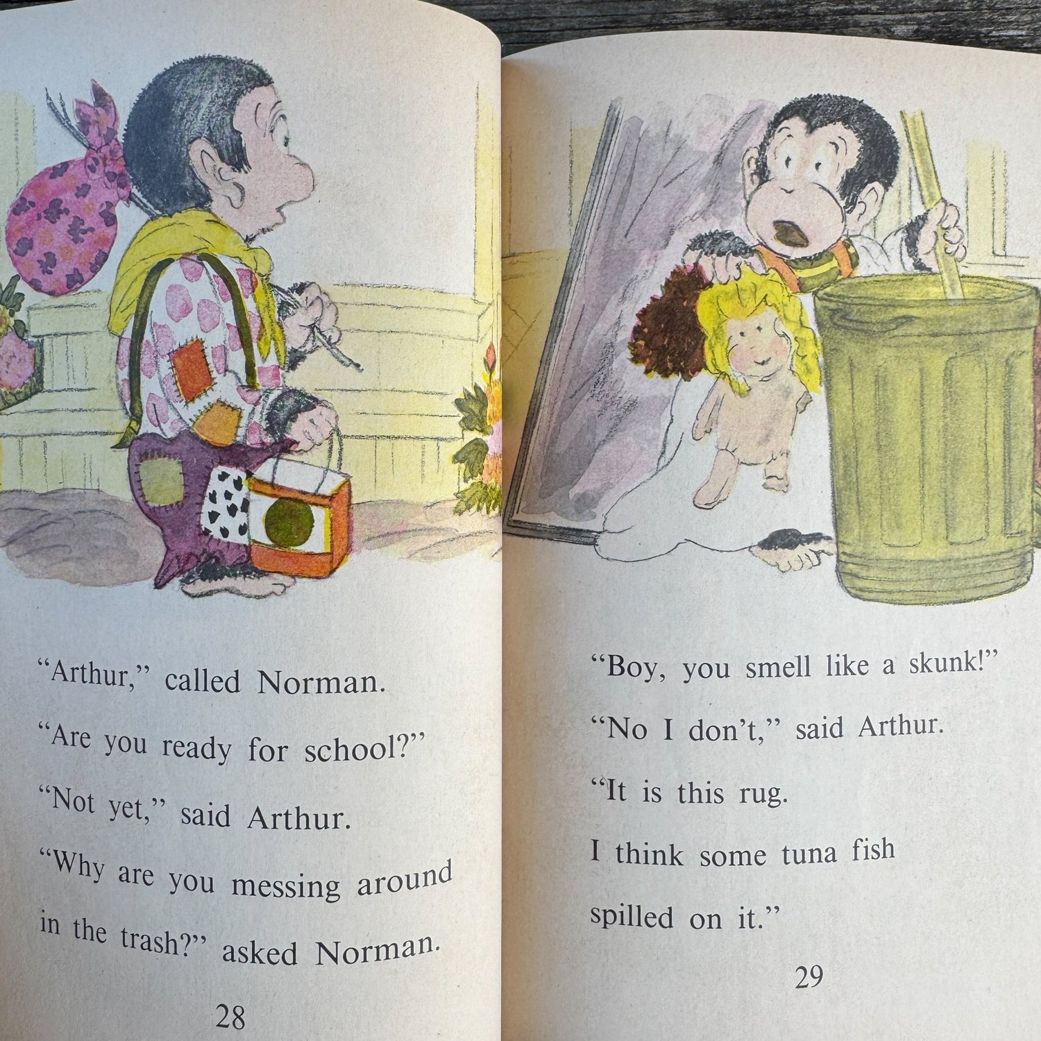 Arthur’s Halloween Costume by Lillian Hoban, 1984 - Pretty Old Books