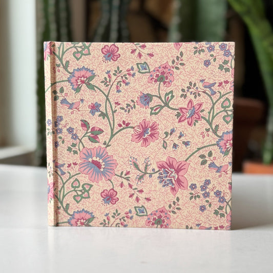 Avon French Aster Birthday Book, 1985 Perpetual Calendar, Botanical Art - Pretty Old Books