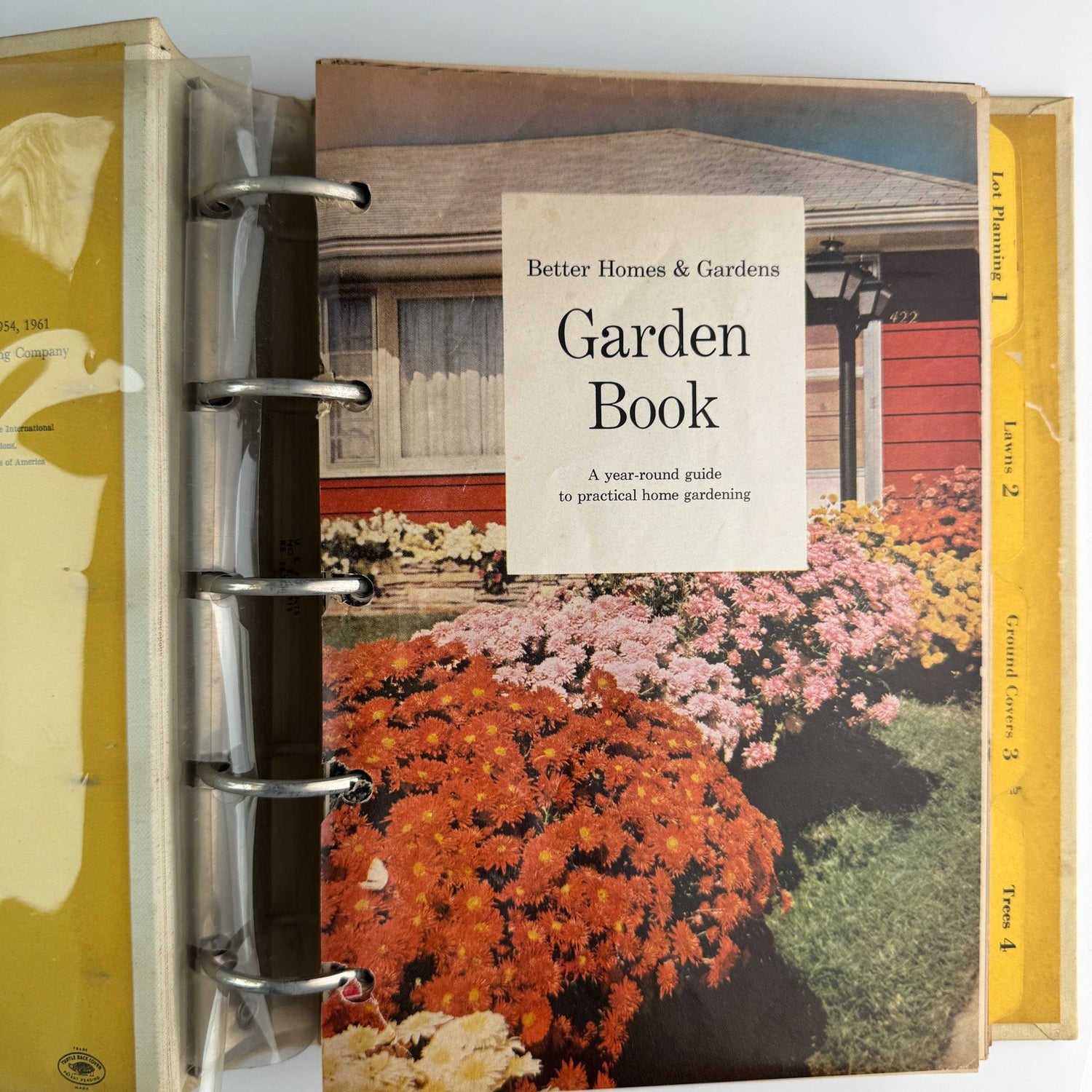 Better Homes and Gardens New Garden Book, 1961 Binder Book - Pretty Old Books